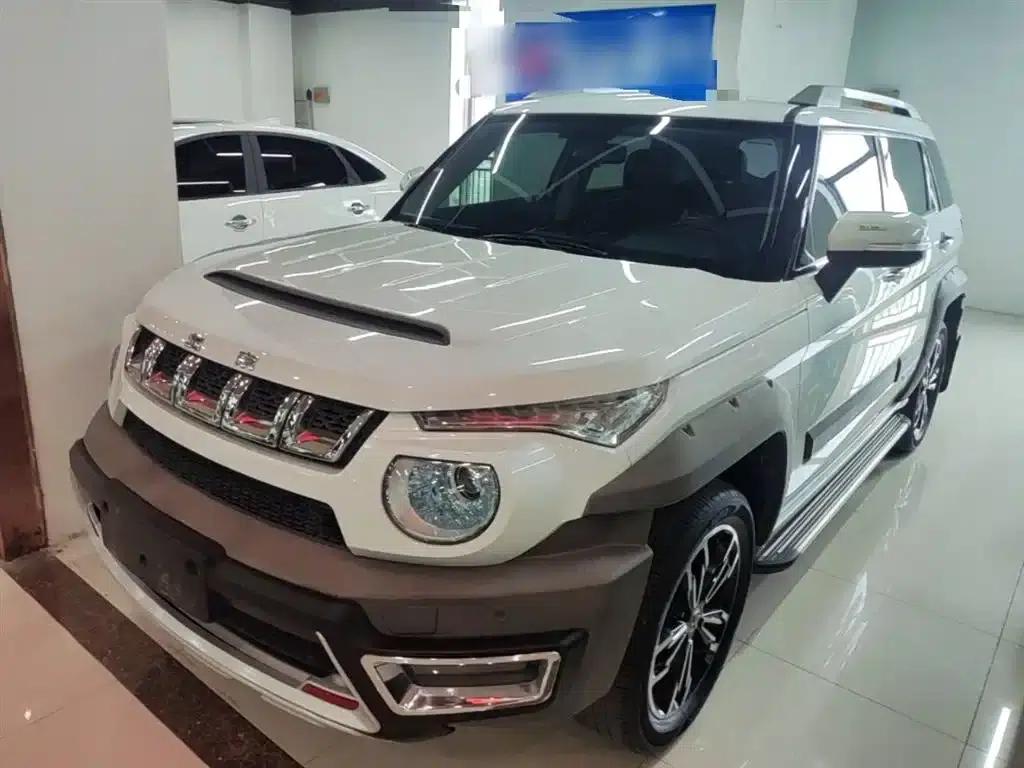 Beijing BJ20 2016 1.5T CVT Luxury Edition — миниатюра 1