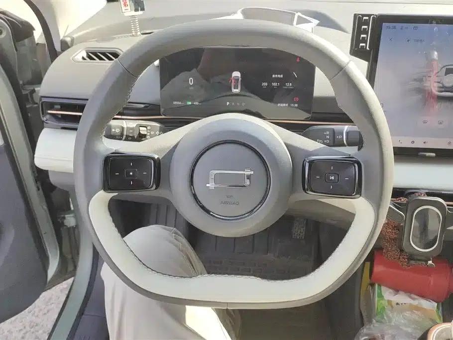 Yueyi 03 2025 Model 565km Enjoy Edition — миниатюра 15
