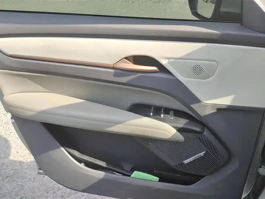 Yueyi 03 2025 Model 565km Enjoy Edition — миниатюра 7