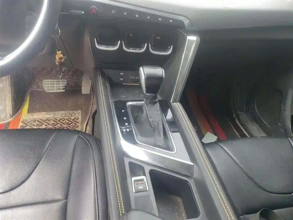 Beijing X3 2019 1.5T CVT Glory Edition — миниатюра 14
