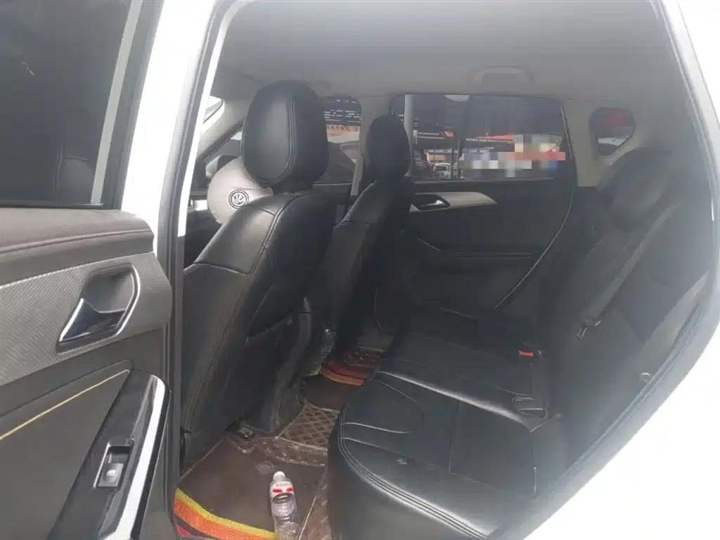Beijing X3 2019 1.5T CVT Glory Edition — миниатюра 17
