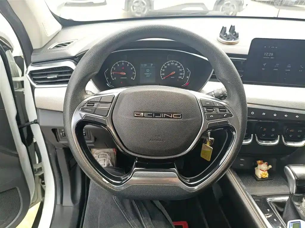 Beijing X3 2019 1.5T CVT Glory Edition — миниатюра 11