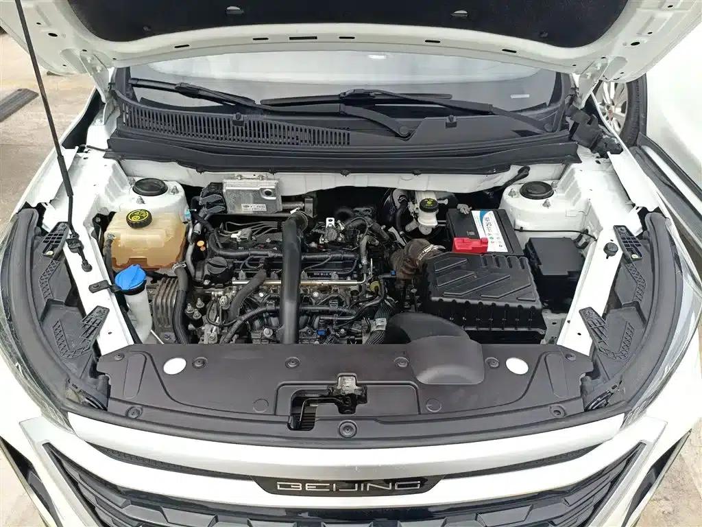 Beijing X3 2019 1.5T CVT Glory Edition — миниатюра 19
