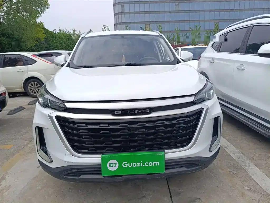 Beijing X3 2019 1.5T CVT Glory Edition — миниатюра 3