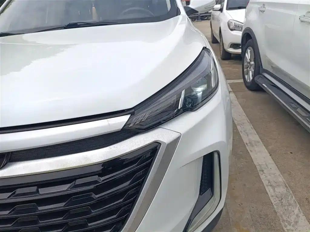 Beijing X3 2019 1.5T CVT Glory Edition — миниатюра 23