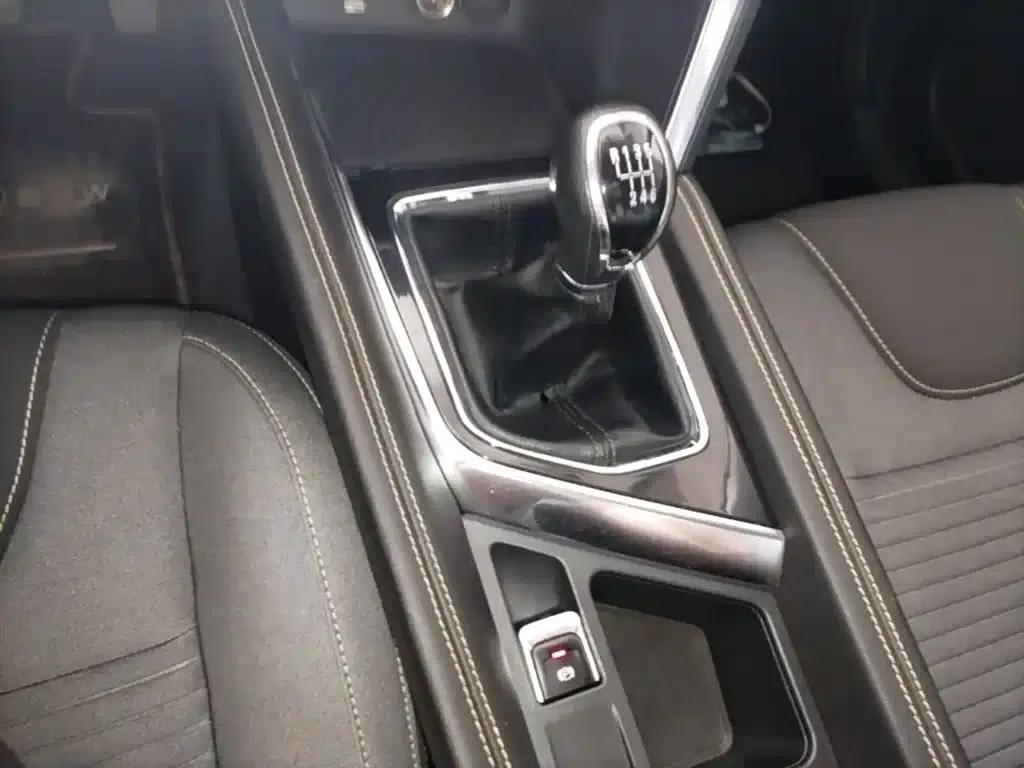 Beijing X3 2019 1.5T Manual Glory Edition — миниатюра 14