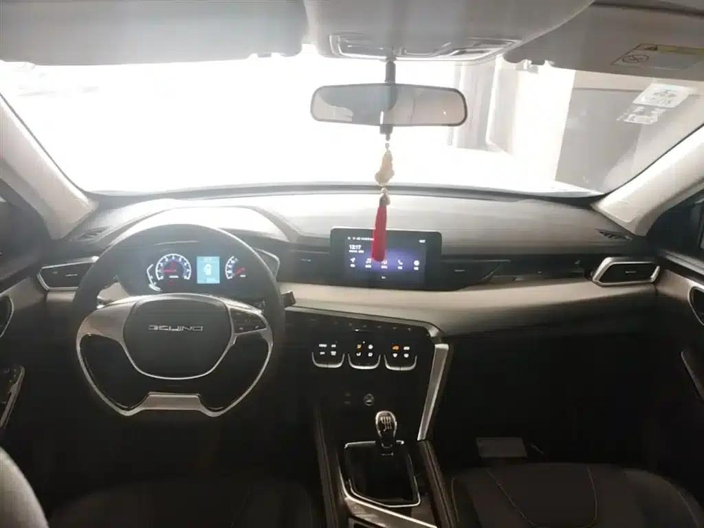 Beijing X3 2019 1.5T Manual Glory Edition — миниатюра 10