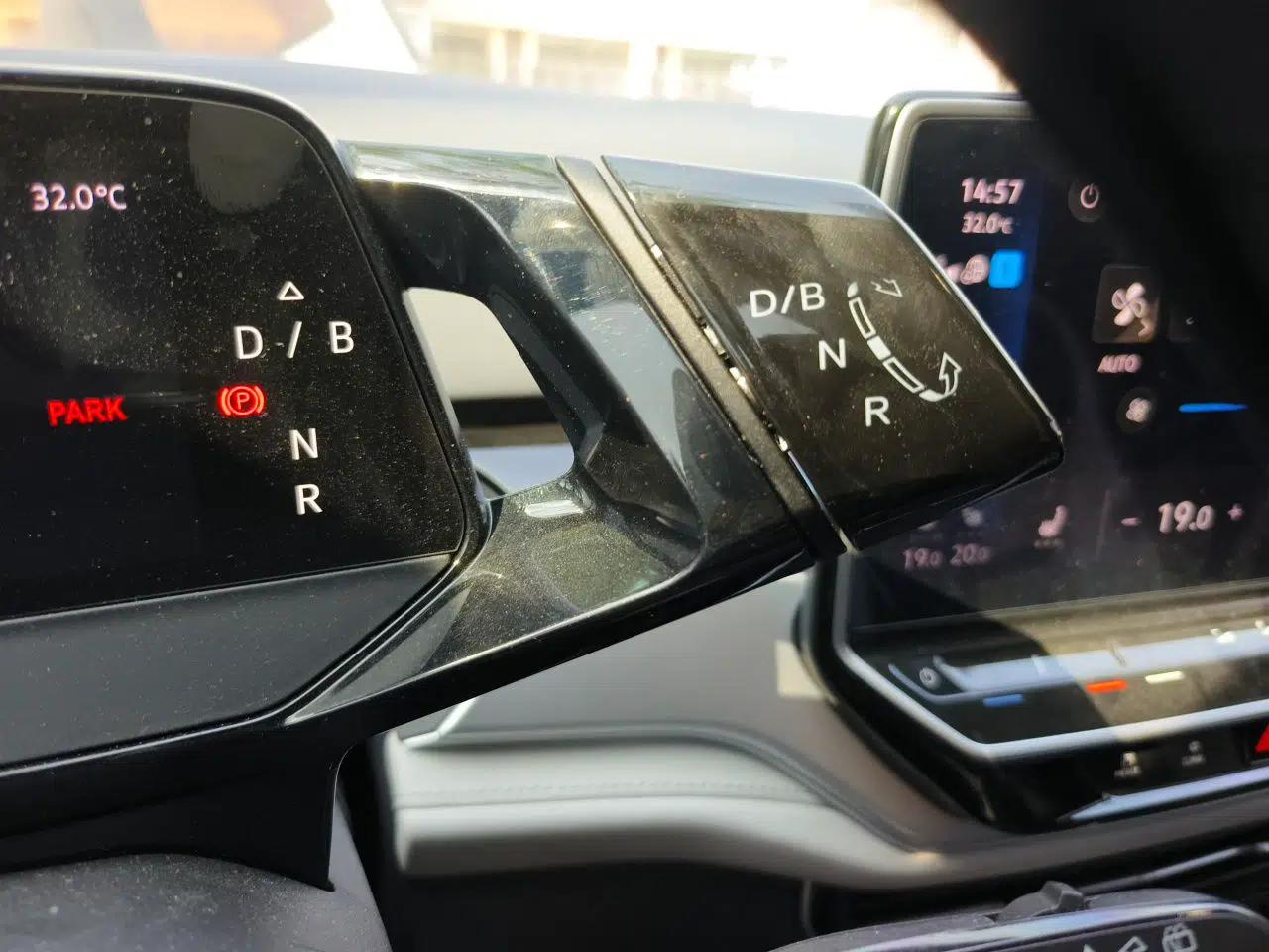 Volkswagen ID.6 CROZZ 2021 Revised Version Long-Range PRO Edition — миниатюра 15