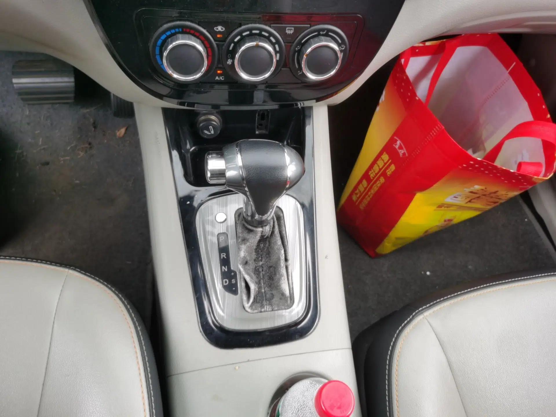 FORTHING Joyear XV 2015 1.6L CVT Comfort Model — миниатюра 15