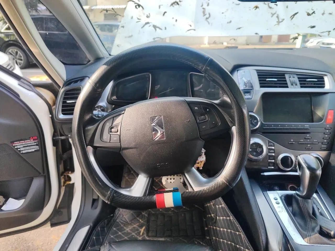 DS 5 2013 1.6T Luxury Edition THP200 — миниатюра 11