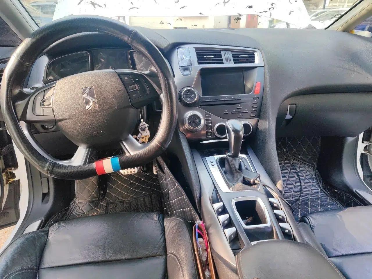DS 5 2013 1.6T Luxury Edition THP200 — миниатюра 10