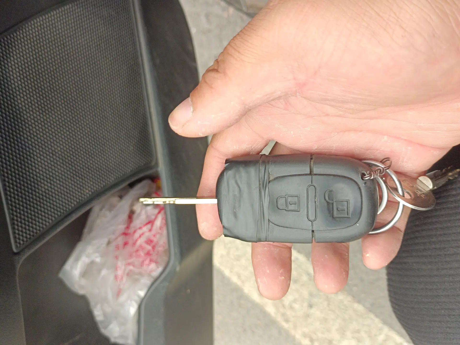 Dongfeng Aeolus S30 2012 1.6L Manual Zunya Model — миниатюра 9
