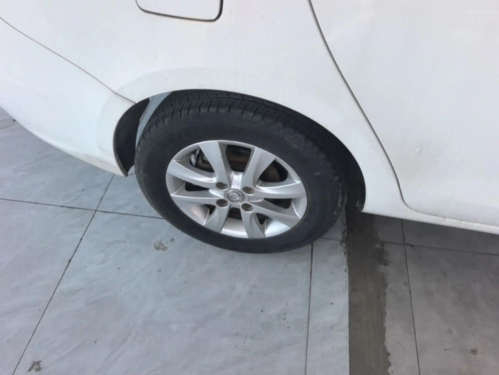 Dongfeng Aeolus A30 2014 1.5L Manual Sishang Model — миниатюра 10