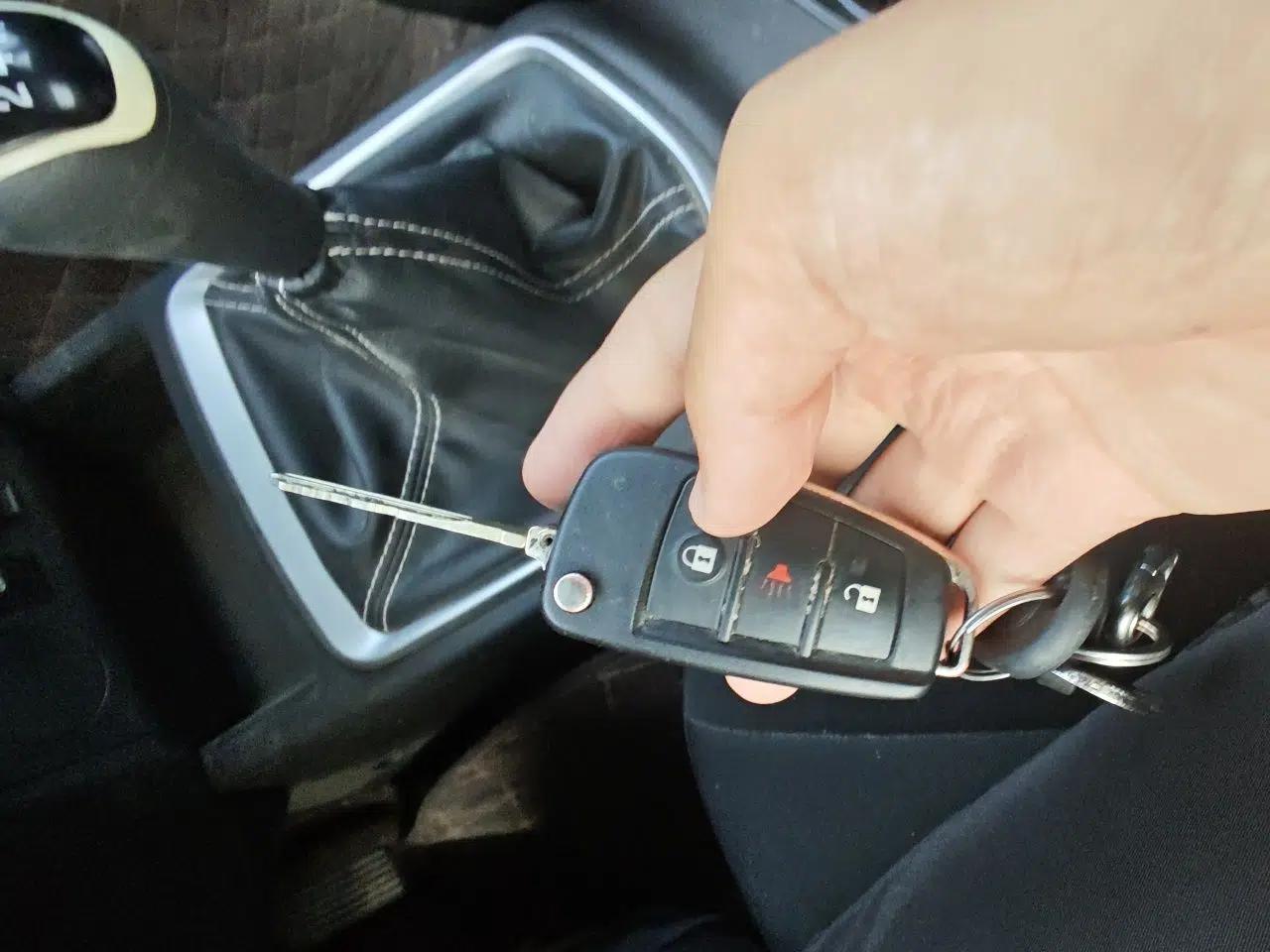 Dongfeng Ruichi 2025 Model 2.4L Gasoline Two-Wheel-Drive Entrepreneur Edition—Base Model — миниатюра 9