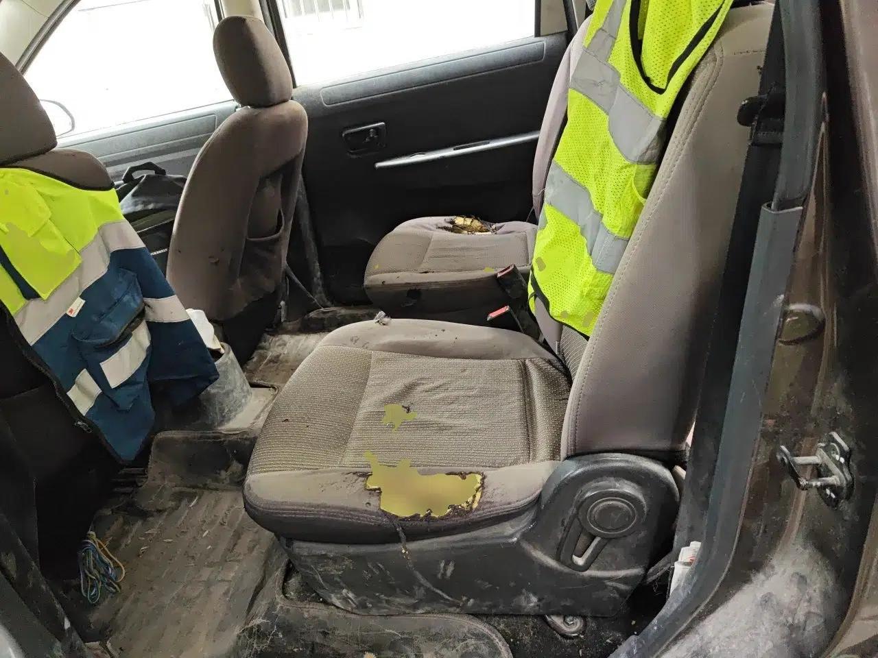 Dongfeng Fengon 330 2014 1.5L Manual Utility Version DK15 — миниатюра 18