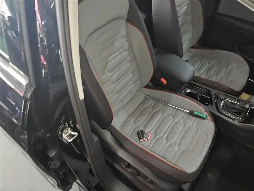 Tiguan X 2023 380TSI AWD Supreme Flagship Edition — миниатюра 25
