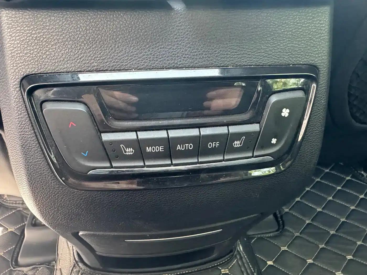SAIC MAXUS D90 2017 2.0T Automatic 2WD Uranus — миниатюра 11