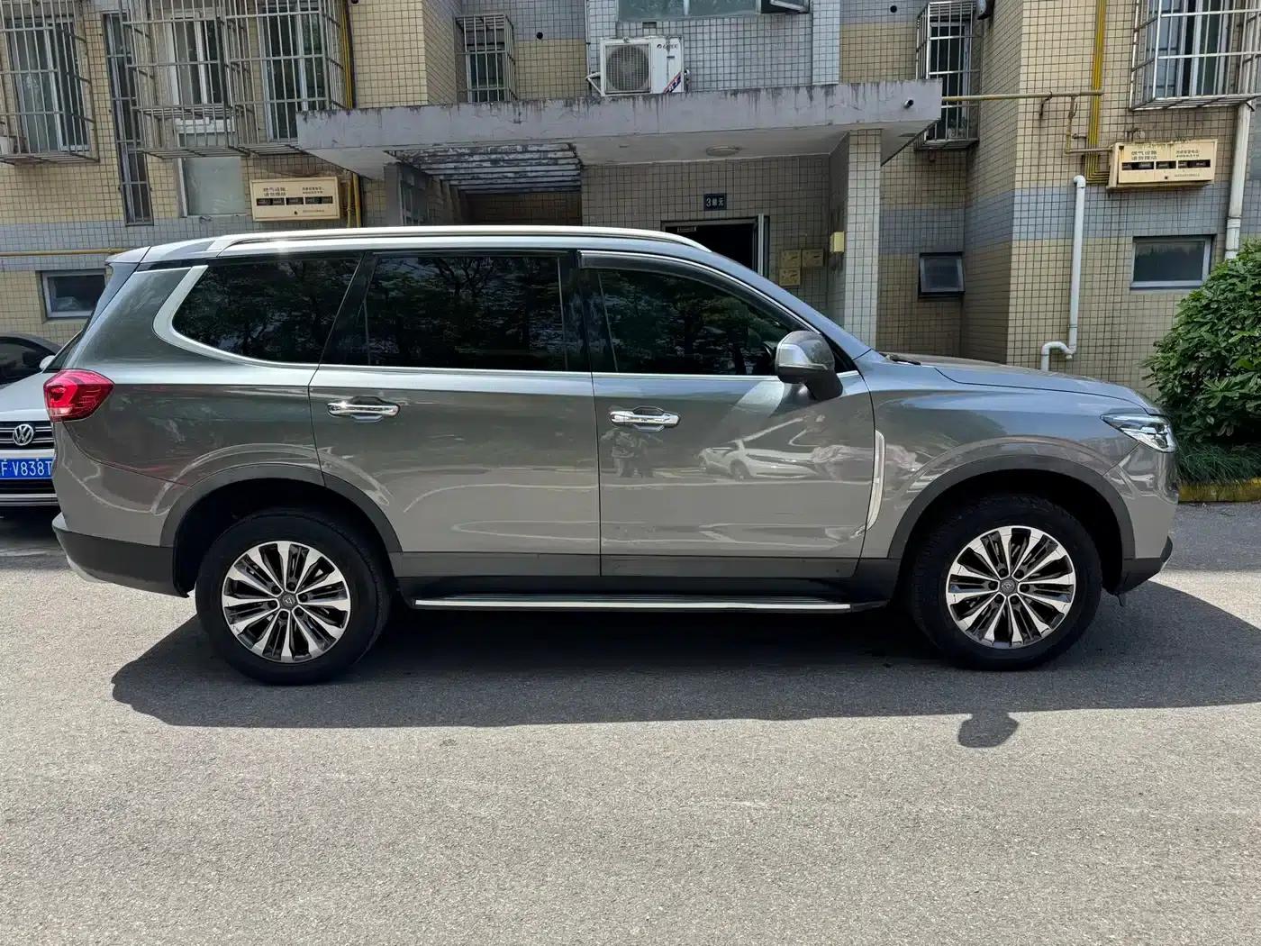 SAIC MAXUS D90 2017 2.0T Automatic 2WD Uranus — миниатюра 4