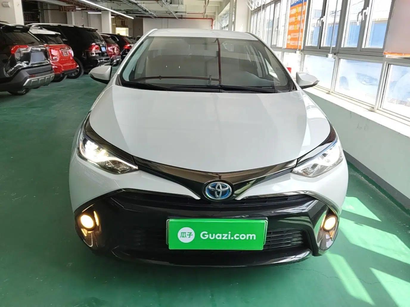 Toyota Levin Hybrid E+ 2019 1.8L PH GS E-CVT Elite Edition — миниатюра 2