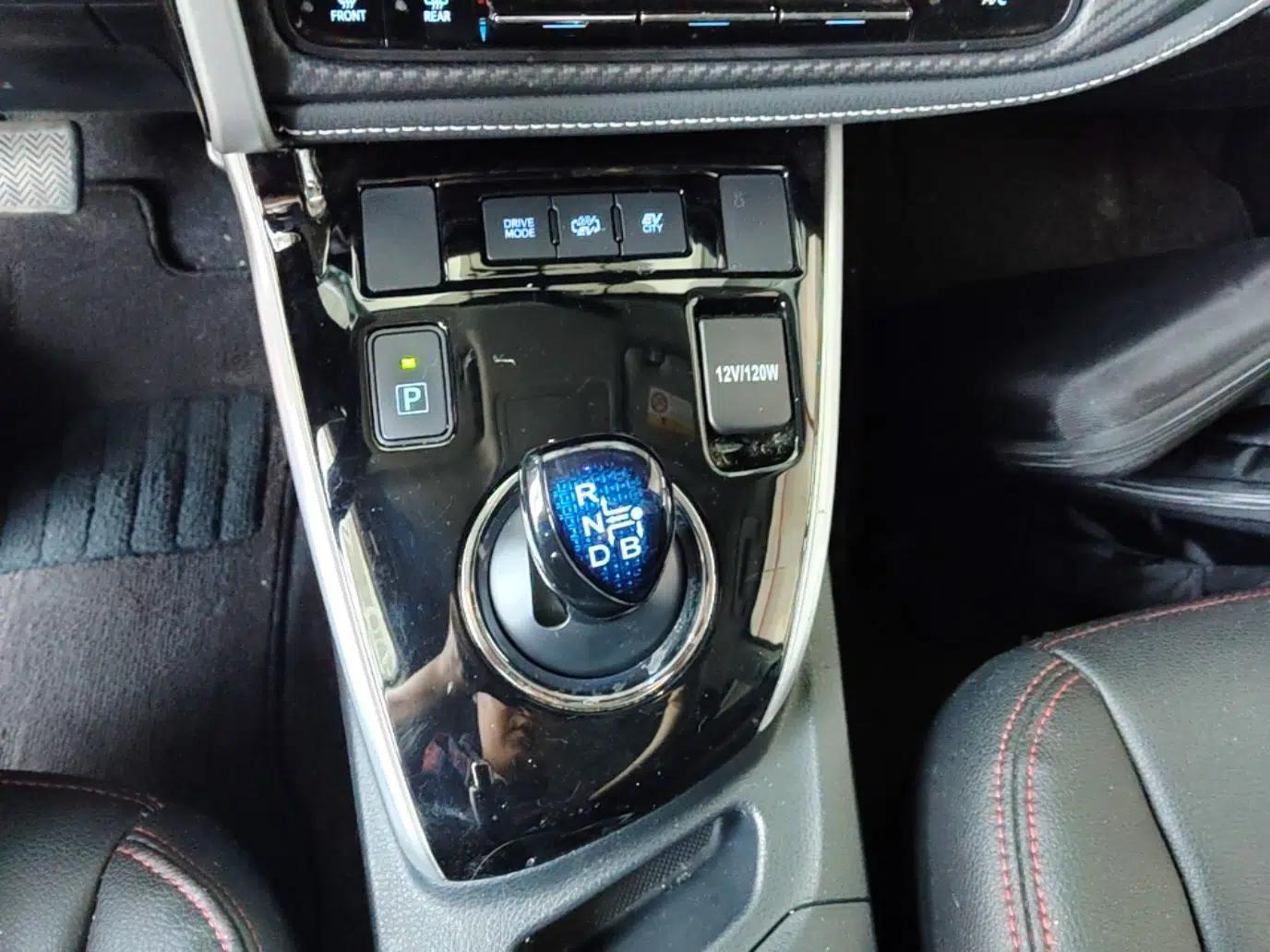 Toyota Levin Hybrid E+ 2019 1.8L PH GS E-CVT Elite Edition — миниатюра 17
