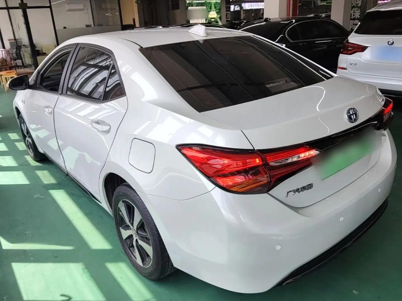 Toyota Levin Hybrid E+ 2019 1.8L PH GS E-CVT Elite Edition — миниатюра 4