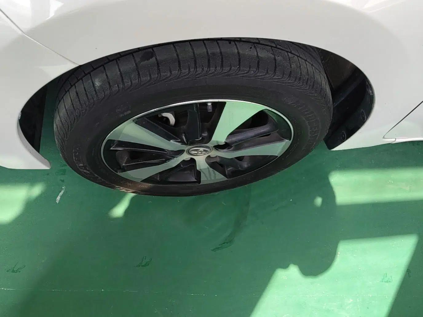 Toyota Levin Hybrid E+ 2019 1.8L PH GS E-CVT Elite Edition — миниатюра 8