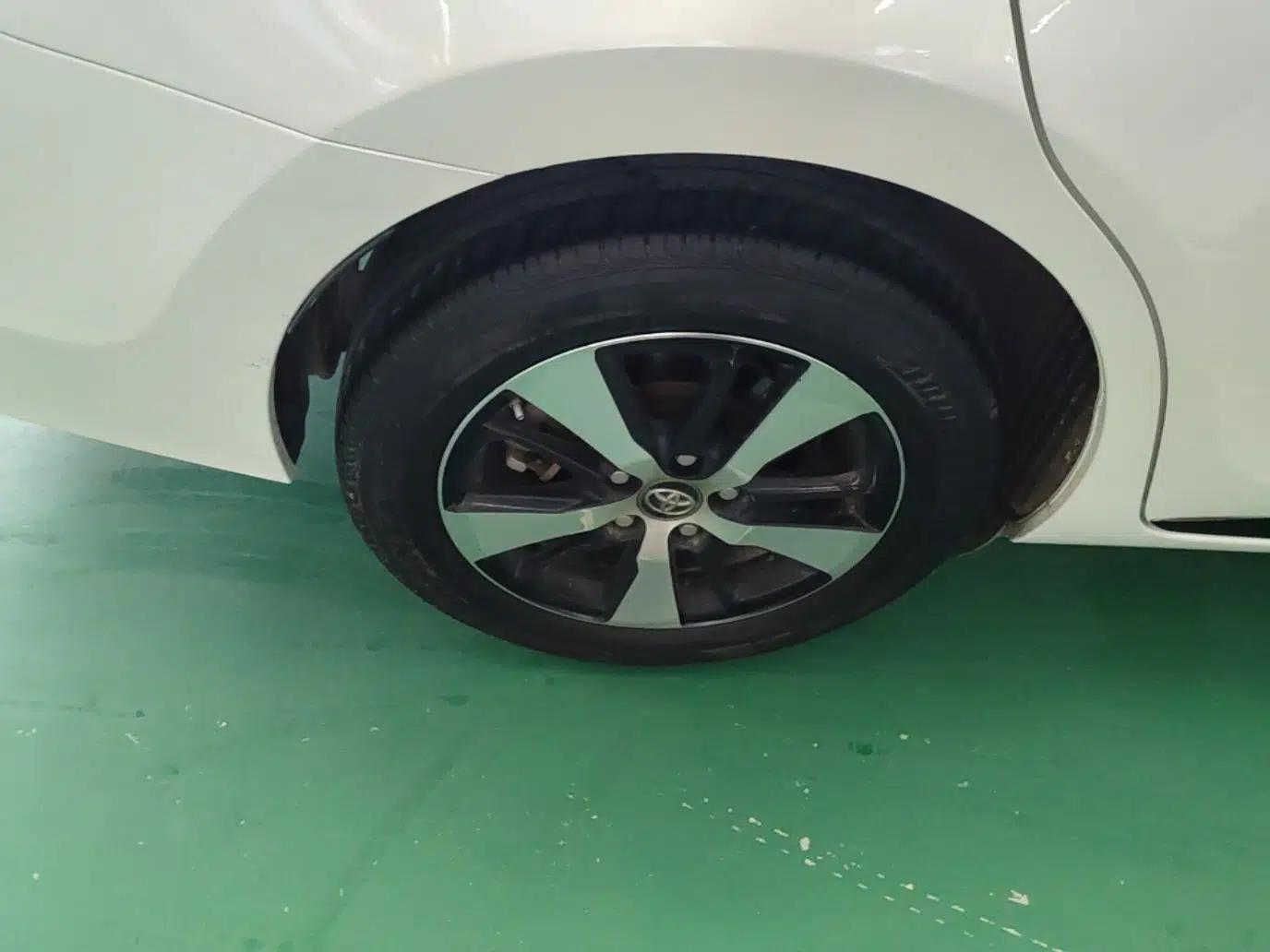 Toyota Levin Hybrid E+ 2019 1.8L PH GS E-CVT Elite Edition — миниатюра 10