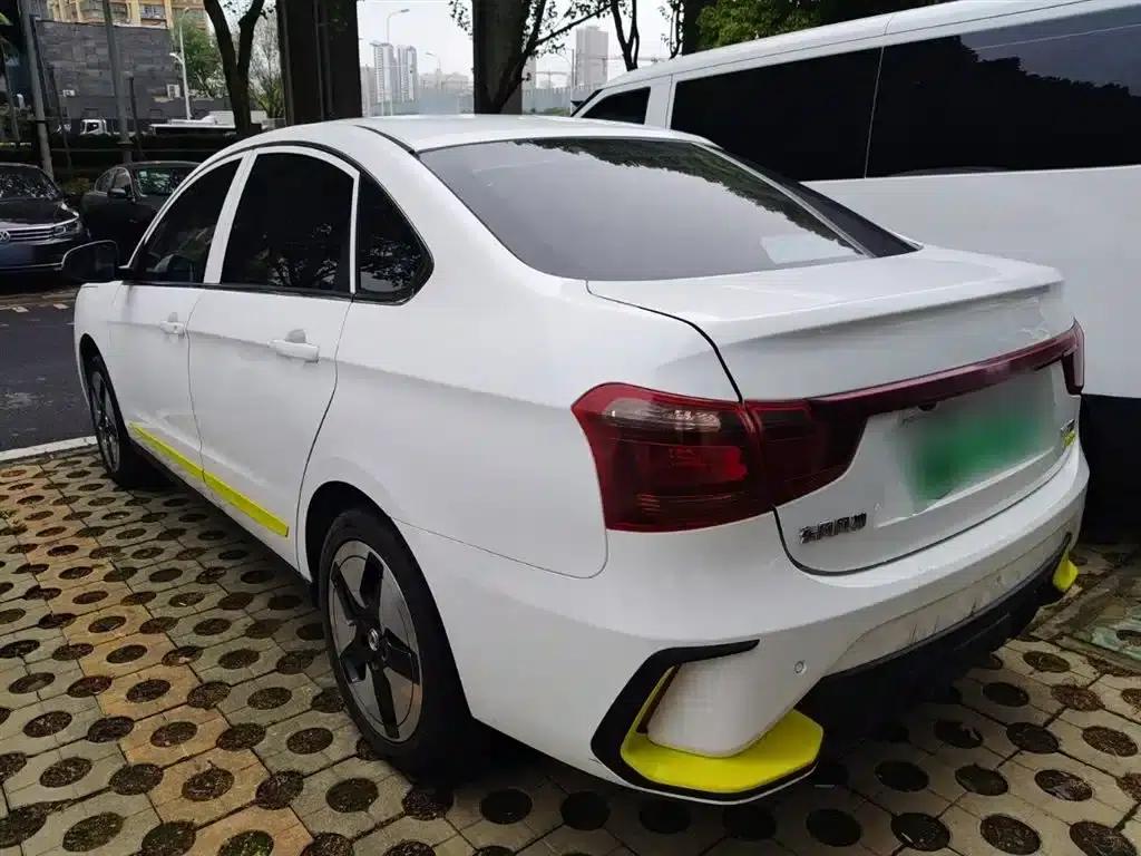 Dongfeng Fengshen E70 2023 Facelift PRO Smart Edition — миниатюра 5