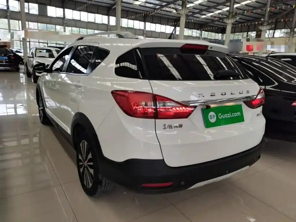 Dongfeng Fengshen AX3 2019 1.6L Manual Enjoy Edition — миниатюра 5