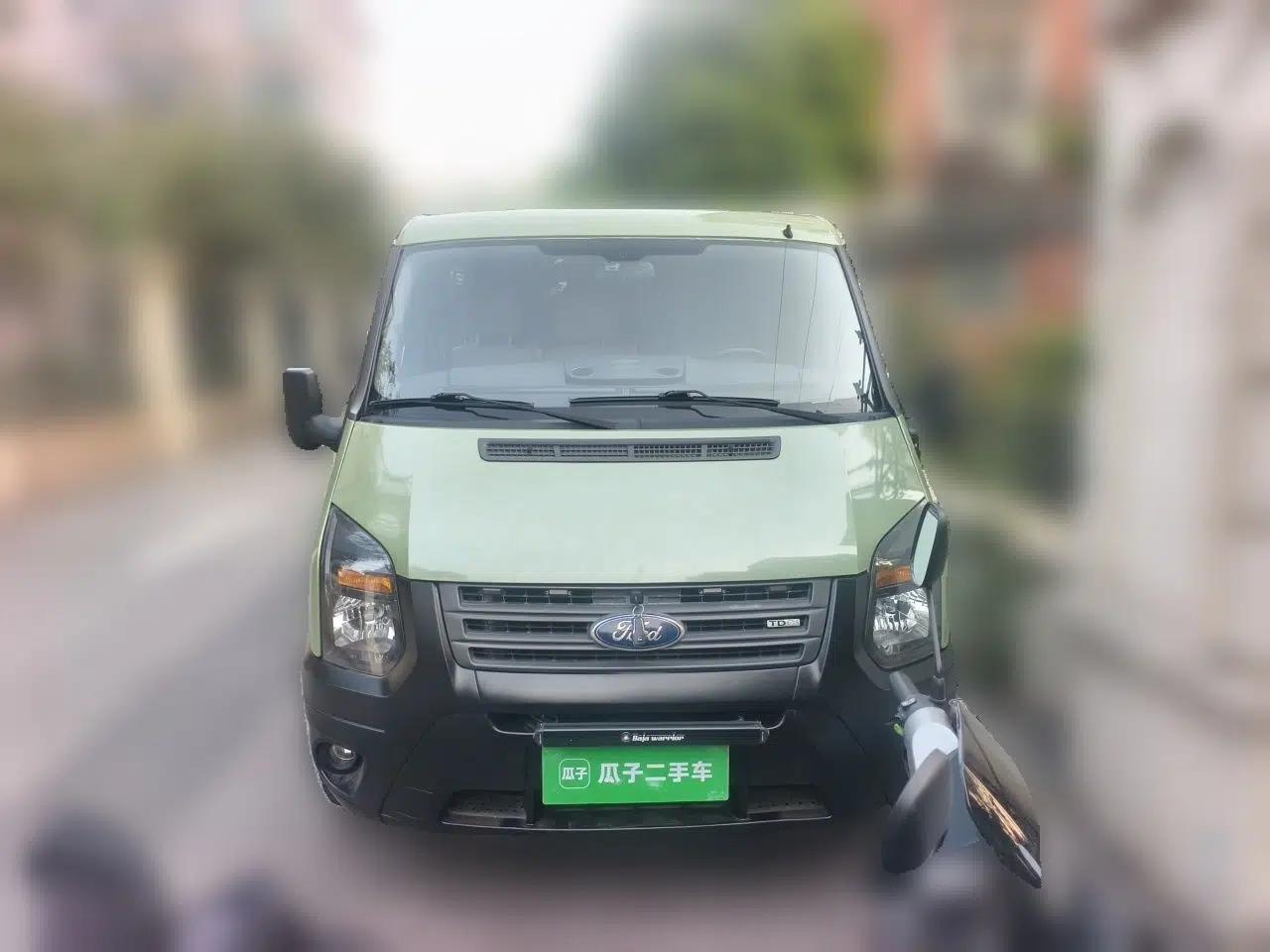 Ford Transit Custom 2016 2.2T Short Wheelbase 6-Seater Mid-Height Multi-Purpose Vehicle — миниатюра 2