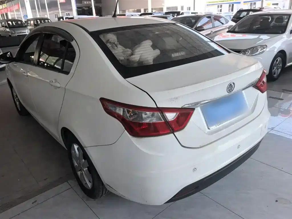 Dongfeng Fengshen A30 2014 Model 1.5L Manual Comfort Edition — миниатюра 5