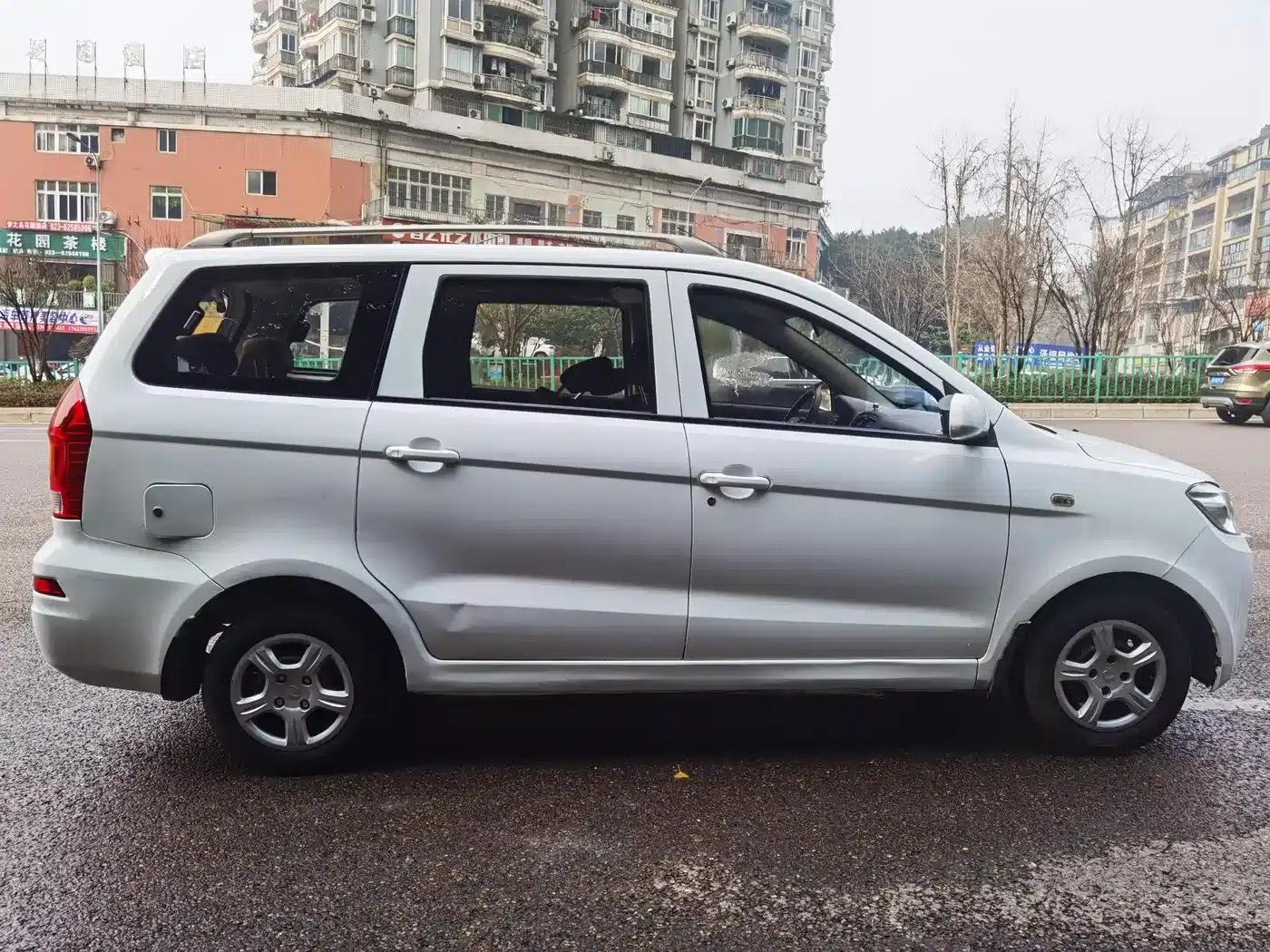 Fengguang 330 2016 Model 1.5L Manual Enjoyment Edition DK15 — миниатюра 6