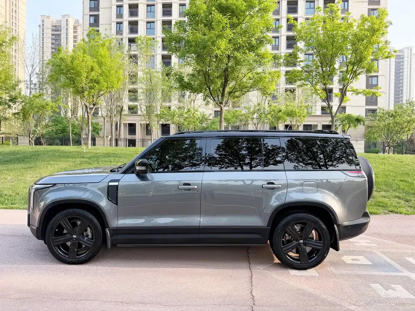 Extreme Stone 01 2024 Premium 6-Seat Long Range Edition — миниатюра 2