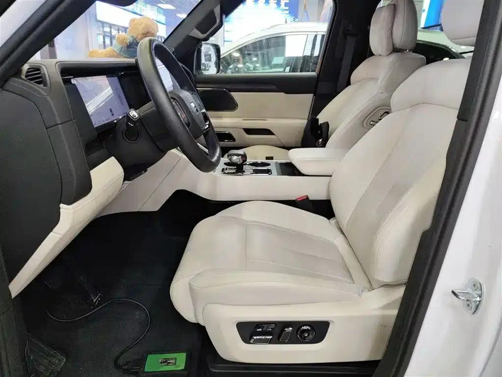 Extreme Stone 01 2024 Model, 6-Seat Standard Range Edition — миниатюра 11
