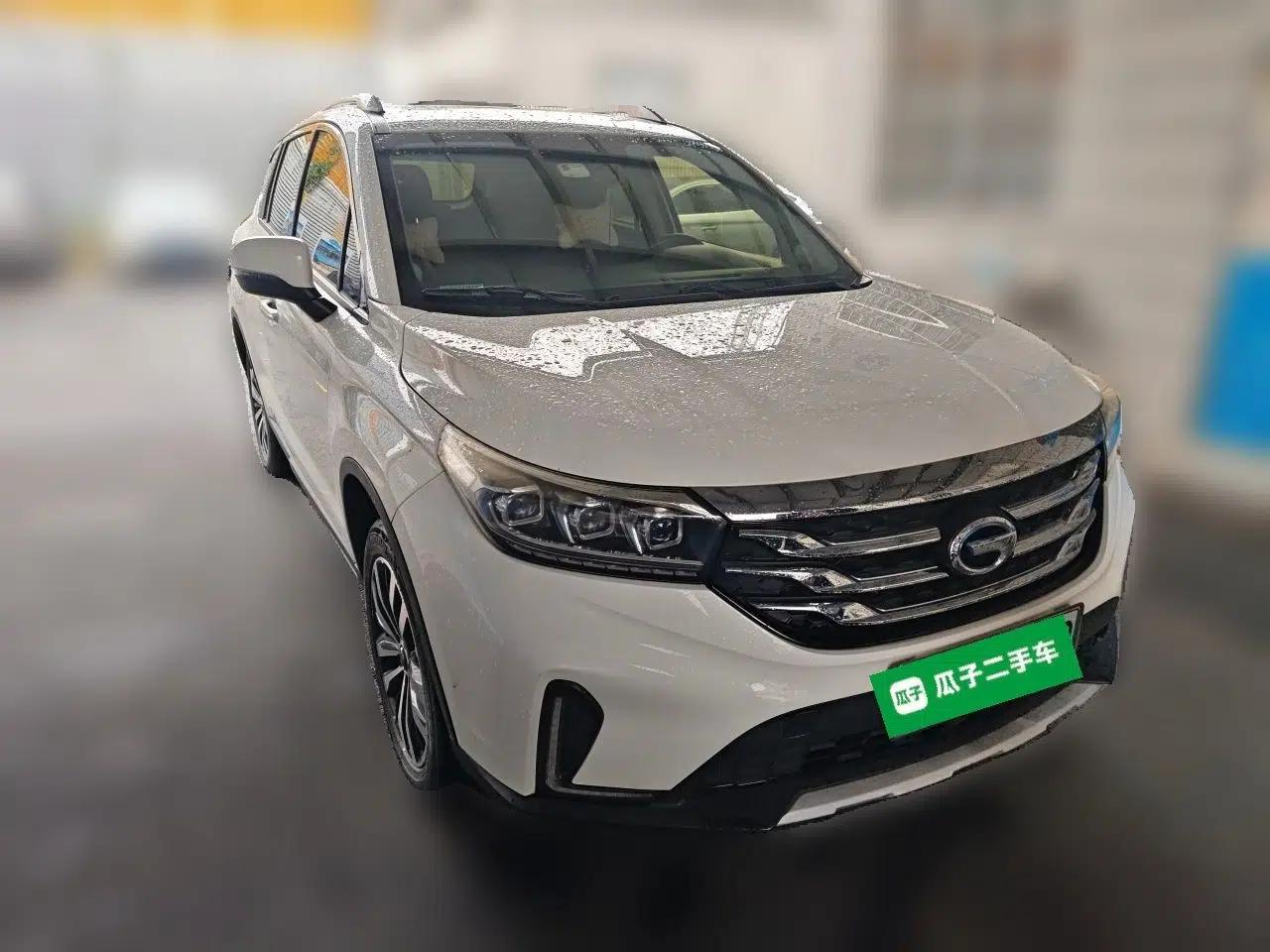 GAC Trumpchi GS4 New Energy 2019 1.5L PHEV Deluxe Edition — миниатюра 3