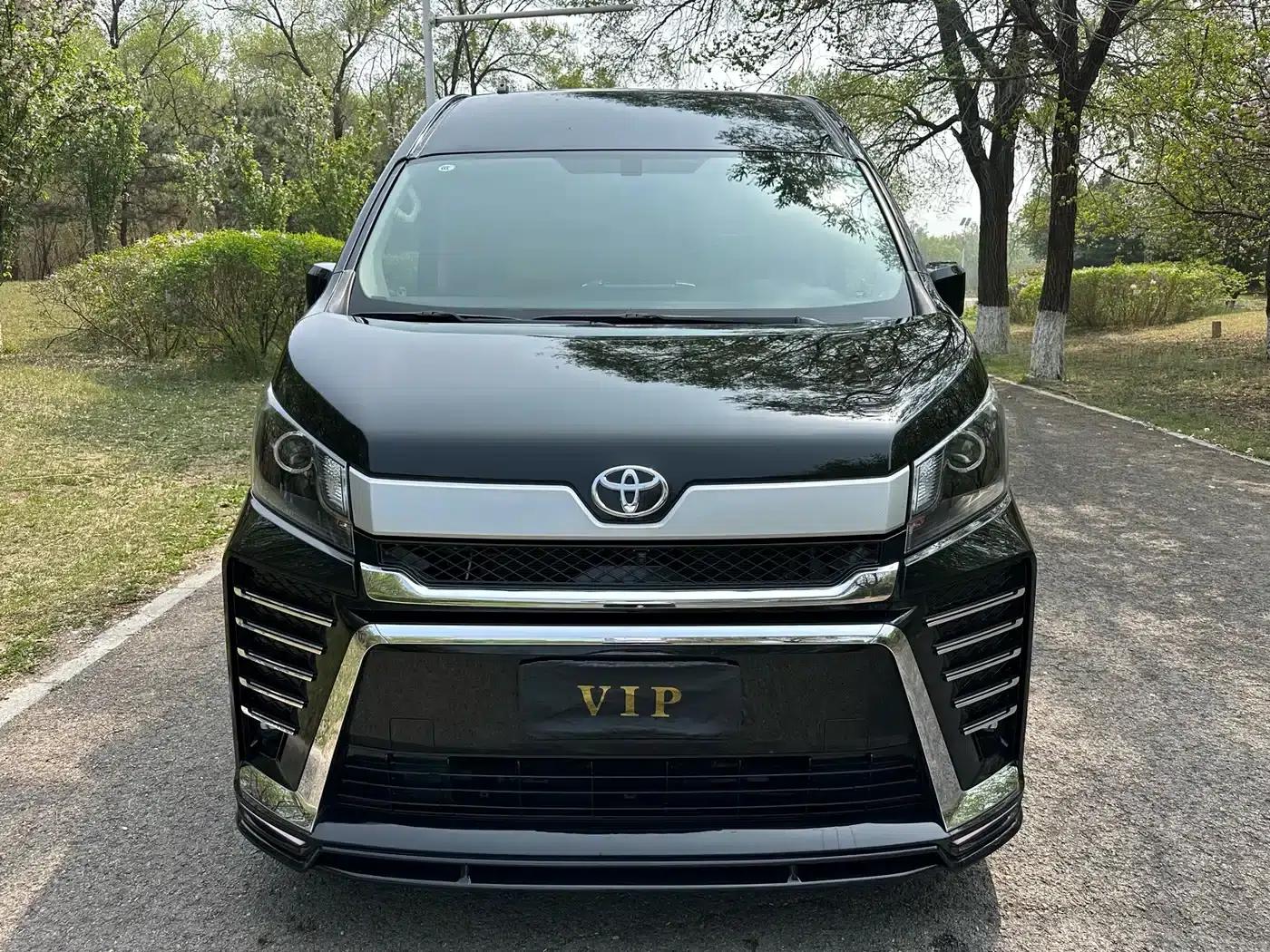 2022 HIACE 3.5L Automatic — миниатюра 2