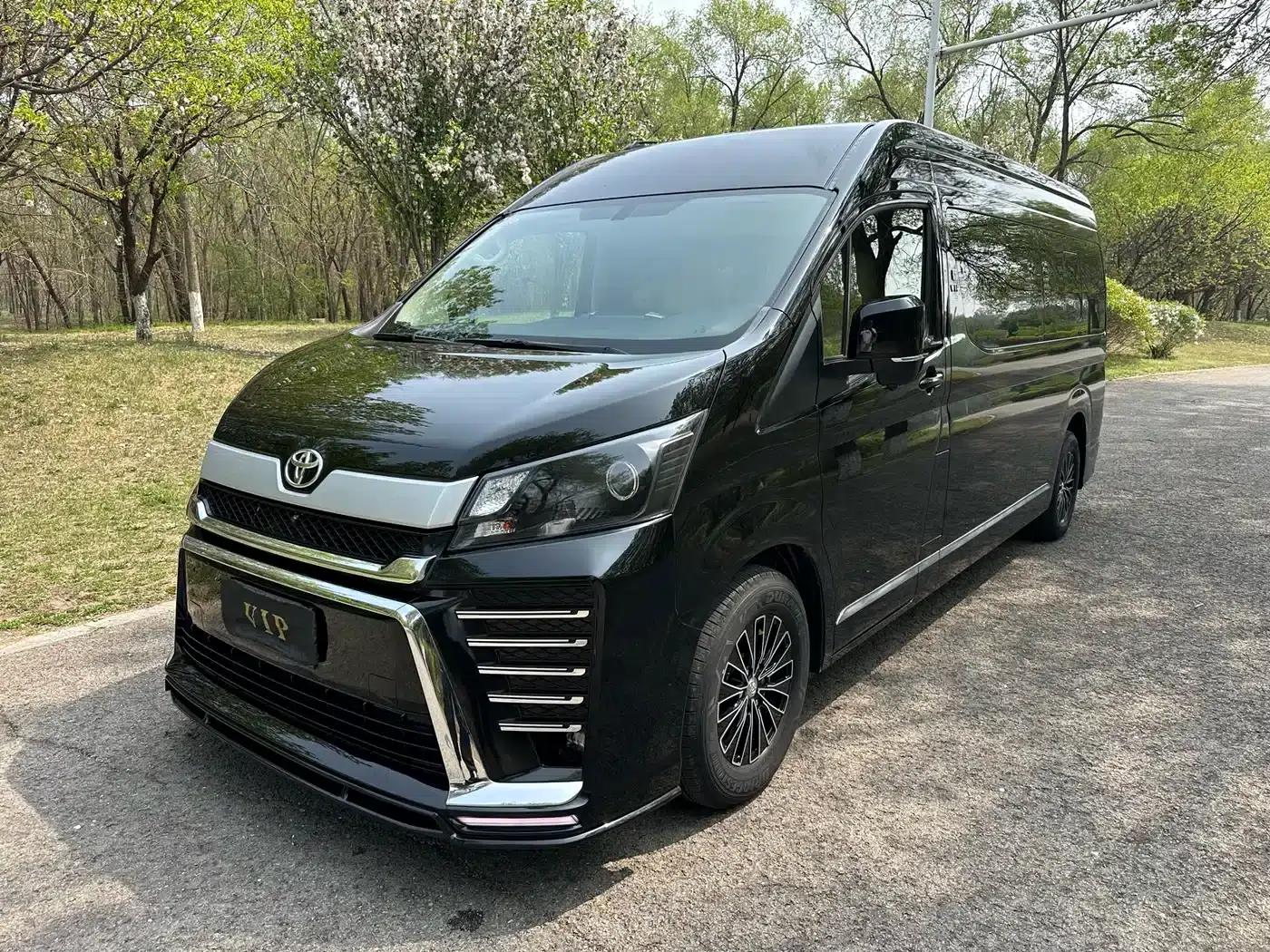 2022 HIACE 3.5L Automatic — миниатюра 3