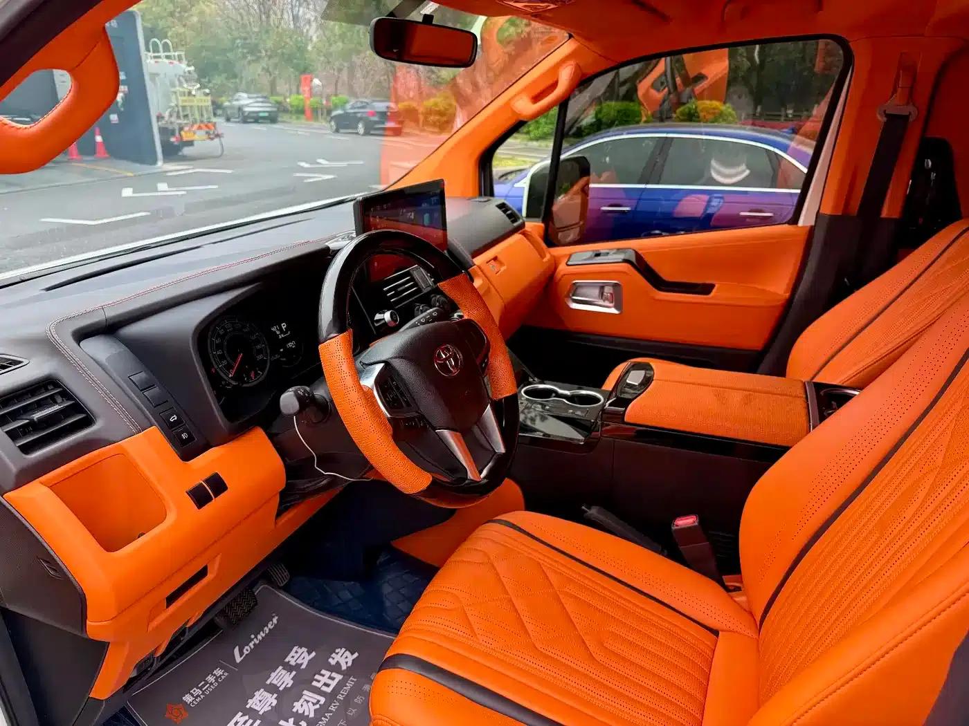 2024 HIACE 3.5L Automatic — миниатюра 5