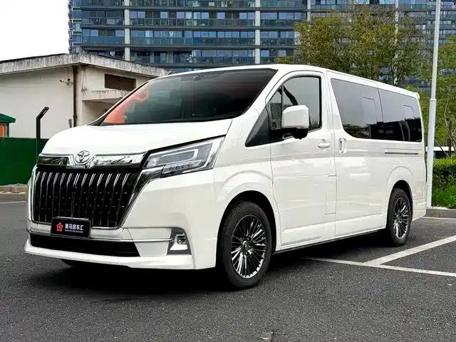 2024 HIACE 3.5L Automatic