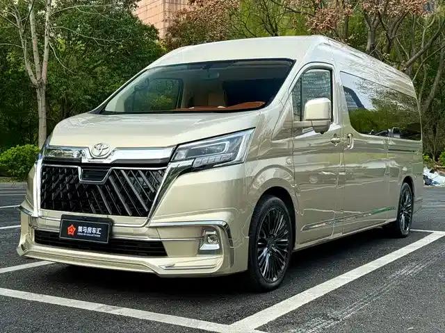 2024 HIACE 3.5L Automatic