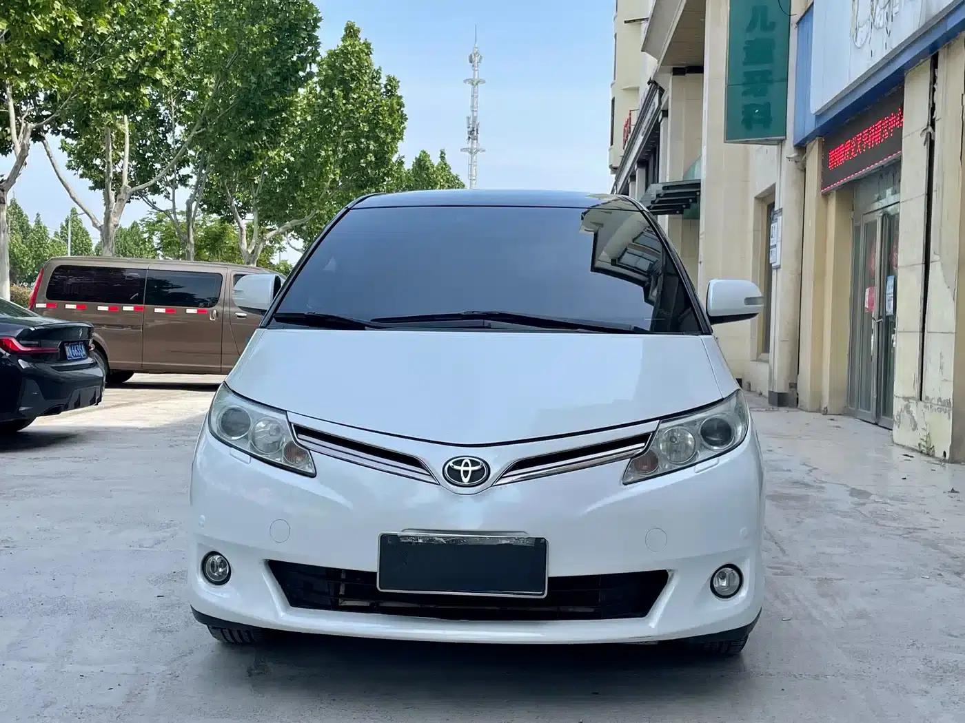 2006 Previa 2.4L 7-seater Luxury Edition — миниатюра 2