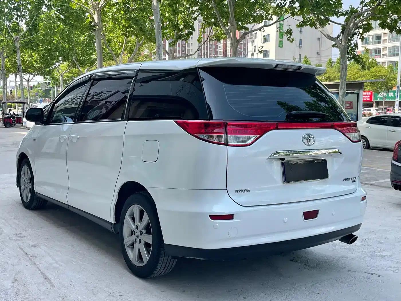 2006 Previa 2.4L 7-seater Luxury Edition — миниатюра 5