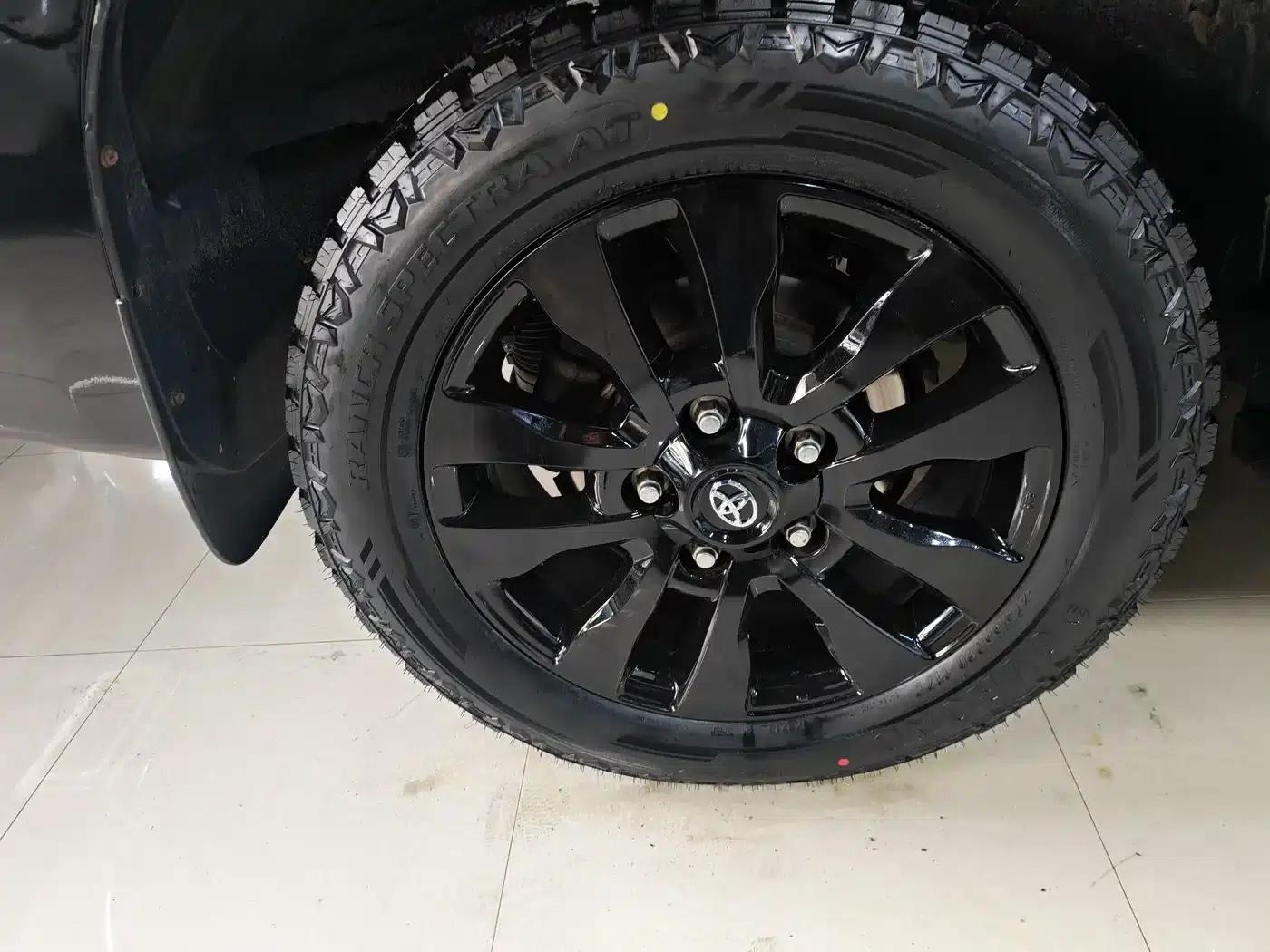 Sequoia 2010 5.7 Platinum Edition — миниатюра 19