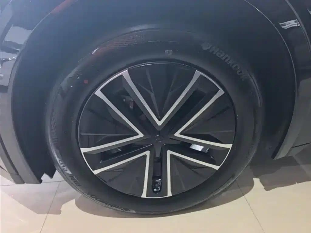 Toyota BZ5 2025 550 JOY — миниатюра 23