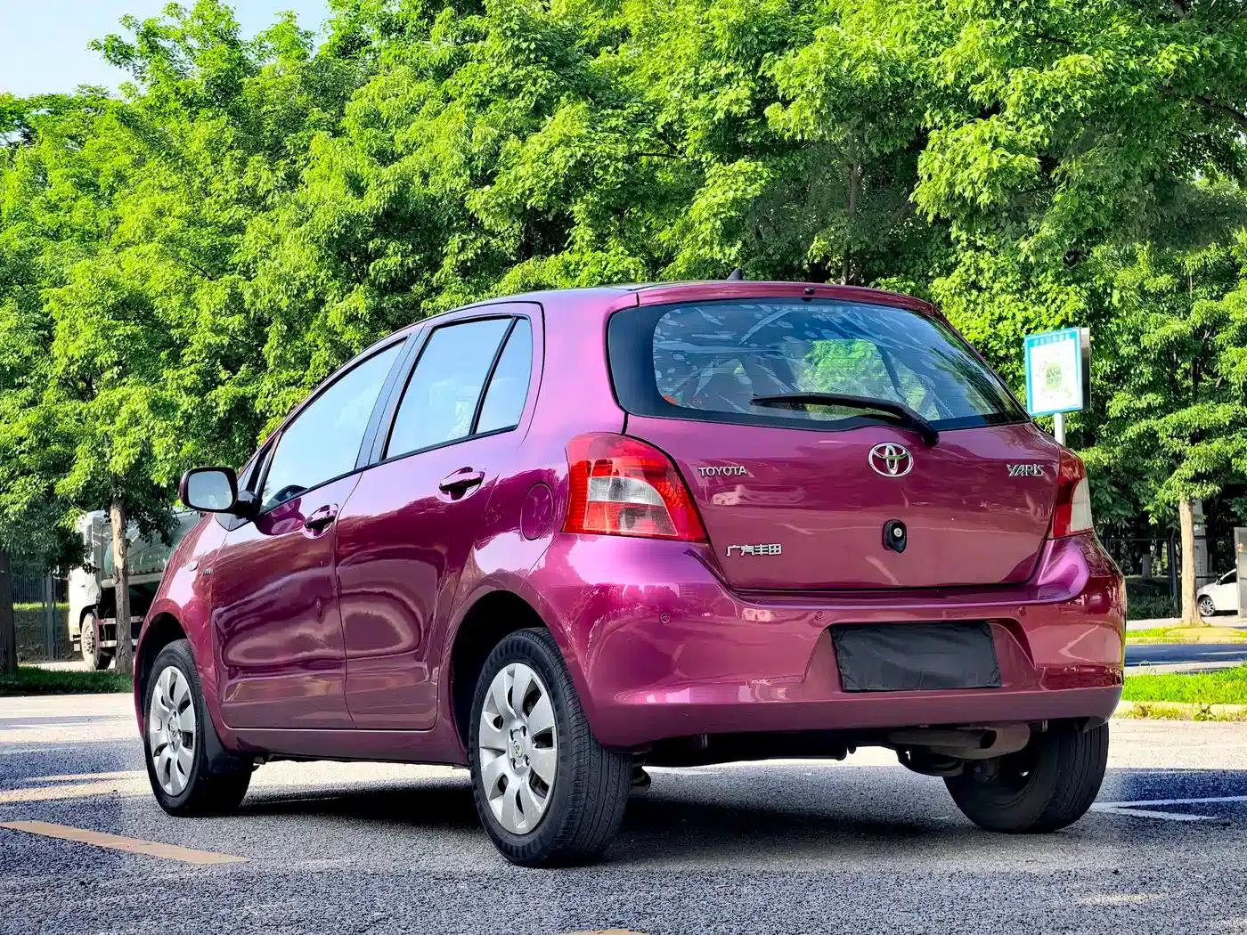 2011 Toyota Yaris 1.6E Automatic Dynamic Edition — миниатюра 18