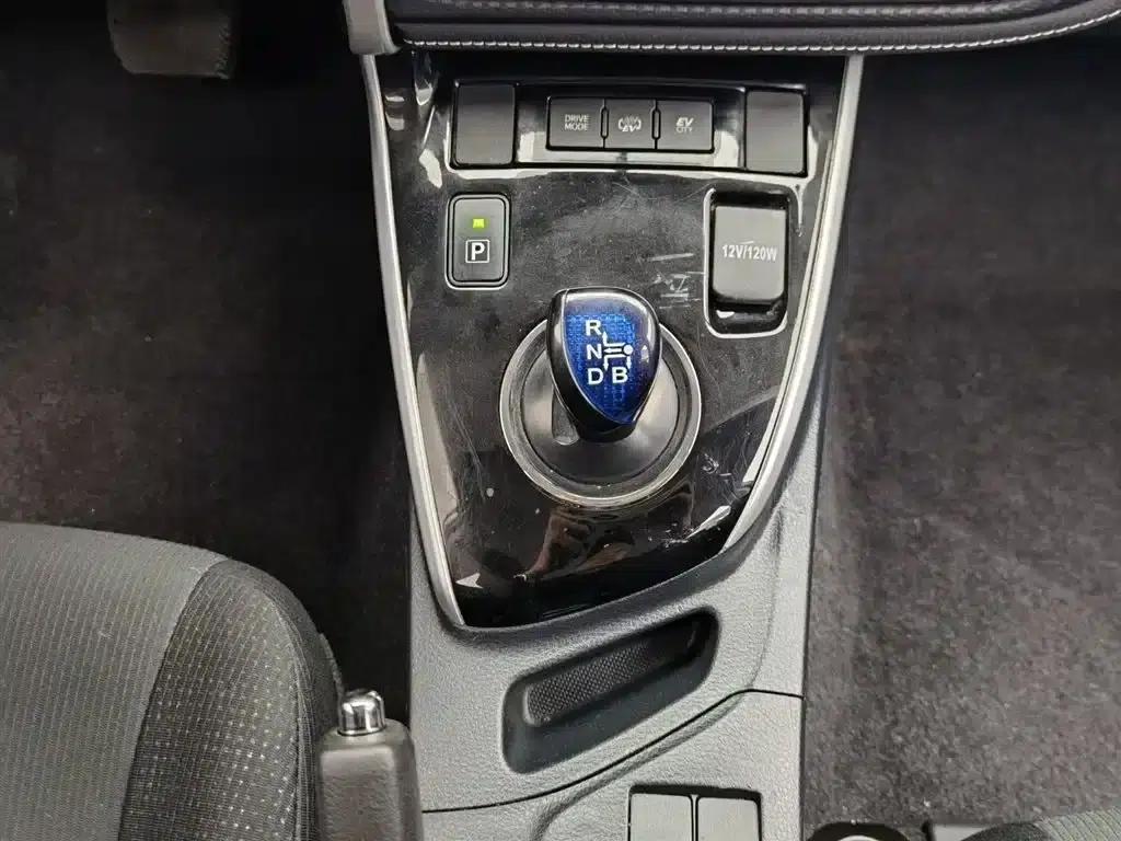Levin Hybrid E+ 2019 1.8PH GS E-CVT Elite Edition — миниатюра 13