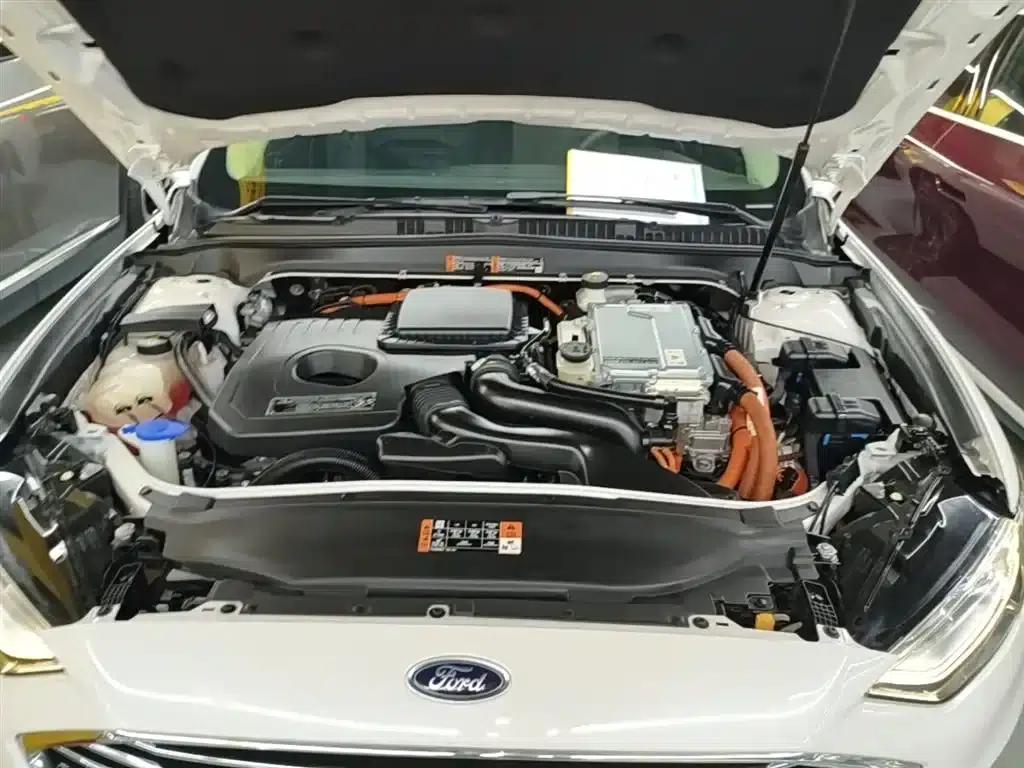 Mondeo PHEV 2018 2.0 PHEV Intelligent Control Fashion Model (National VI Emission Standard) — миниатюра 20