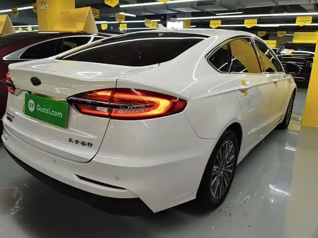 Mondeo PHEV 2018 2.0 PHEV Intelligent Control Fashion Model (National VI Emission Standard) — миниатюра 7