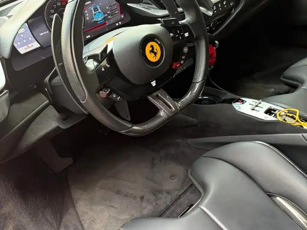 SF90 2020 3.9T V8 Stradale — миниатюра 7