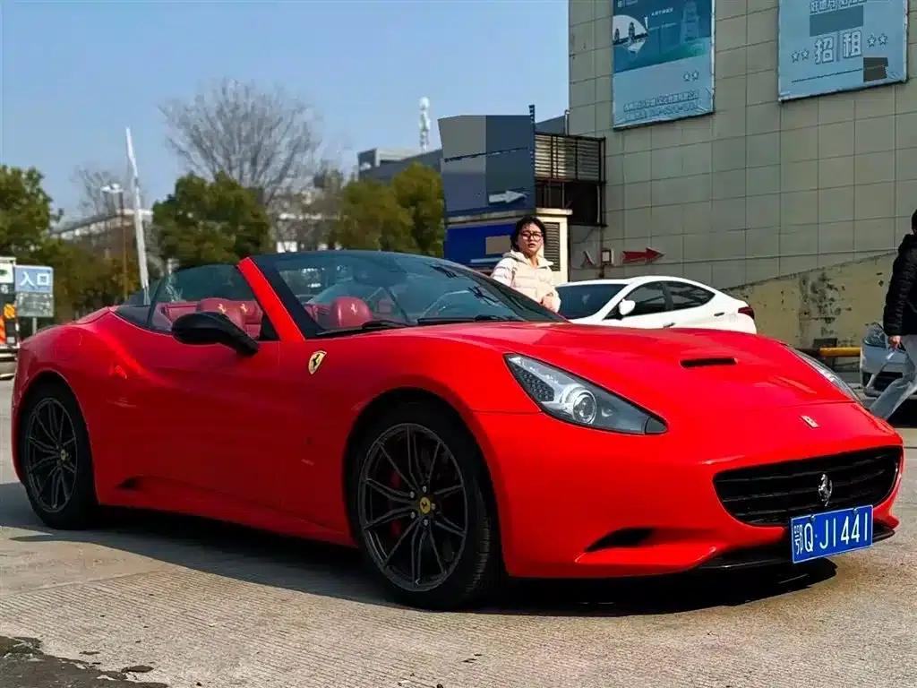 California T 2009 4.3L Standard Model — миниатюра 3
